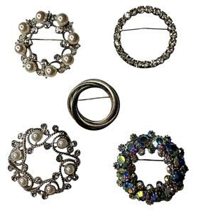 Vintage Lot (5) Silver Tone Rhinestone Pearls Circle Wreaths Estate Finds